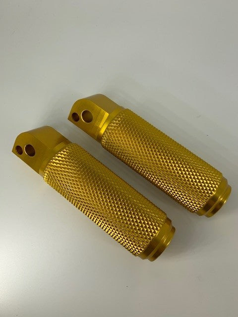 Triumph thruxton r passenger cheap pegs