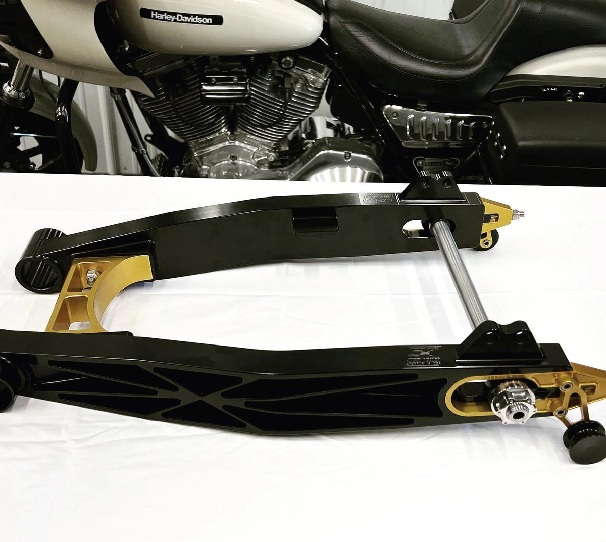 Custom Harley Softail Swing Arm 3D Swing Arm Kit 21 Inches For Softail